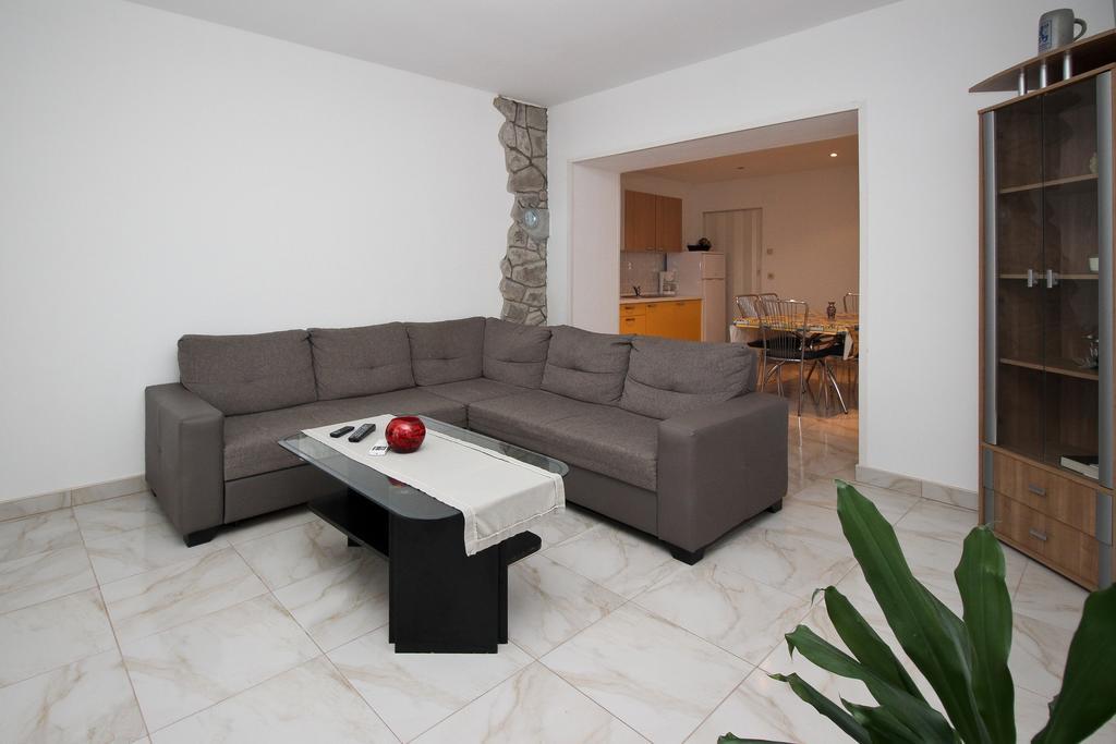 Apartment Drazen Шіло Номер фото