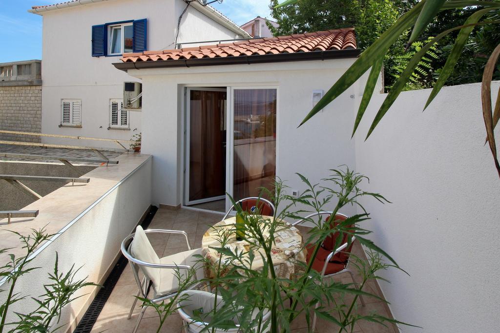 Apartment Drazen Шіло Екстер'єр фото